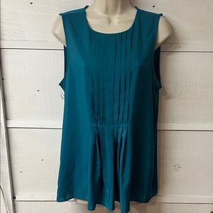 Banana Republic Teal Pleated Sleeveless Blouse